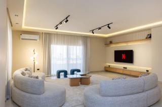 Elegant 3BR Apt - 3 Ensuites - Pool - By Beithady - BH-26-204 - New cairo - 9