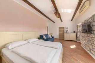 Ražman Wine Rooms - 2