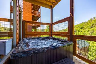 Autumn Path By Avada Properties - 8