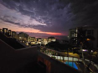Coastal Bliss, 3BR Umhlanga Apartment With Ocean View - 8