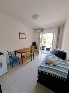 Apartment Frani 1 (Pag, Croatia, 2+2, free parking) - Pag - 3