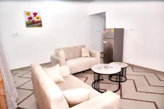 Golden Cherry Apartments - - 2