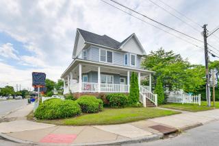 Walk to Public Beach Access Norfolk Family Home - 9