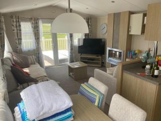 Willerby Static Holiday Home - - 9