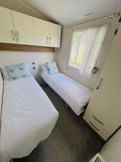 Fabulous 3 Bedroom Static Caravan at Billing Aquadrome - Great Billing - 7