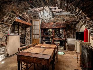 The Historic Oil Mill- Romantic Retreat - 2