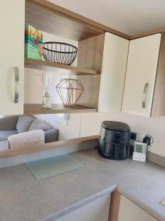 Fabulous 3 Bedroom Static Caravan at Billing Aquadrome - Great Billing - 3