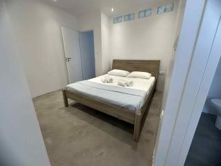 NV seafront Villa Aegina - Áyioi - 5