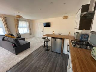 Quiet and Central, Modern Bungalow - Hereford - 7