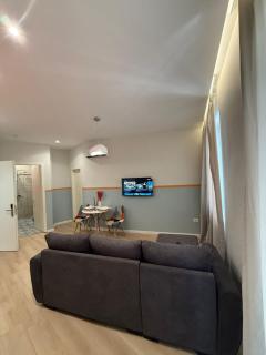 Modern City Centre Apartment - 7