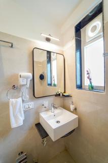 Eila by Savera 2 BHK with Glass Balcony next to beach - Morjim - 9