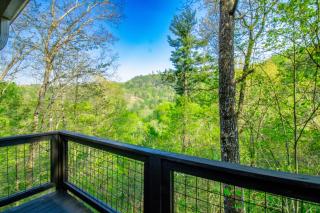 Hillside Hideaway By Avada Properties - 6