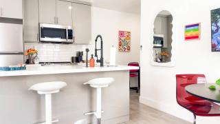 The Chill Pill - Wilton Drive and Jacuzzi - 3