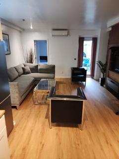 Garden Apartment - New York - 8