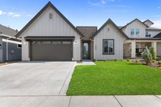 Cozy Modern 3BR Farmhouse with Scenic Golf Views - Boise - 4