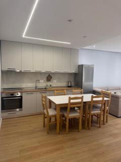 Tili Home - Polisi i Vogël - 7
