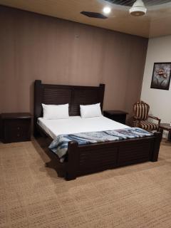 Highland Club Balakot - Bālākot - 9