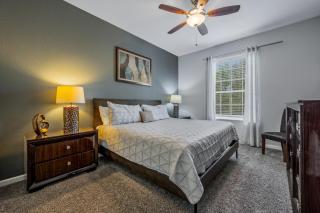 IS3-205 Lakefront Condo - Universal Studios - Orlando - 0