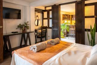 Cozy Stay with Volcano View - Central Antigua - Antigua Guatemala - 0