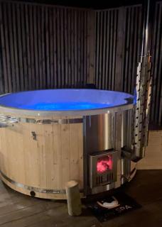 Storm Cottage in the Countryside -  - 3