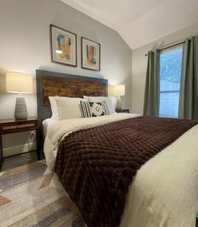 Cozy Getaway Near Lake Travis! - Lago Vista - 7