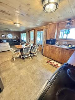 PLACYD PINES LIMIT 8 cottage - North Sebago - 2