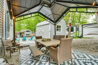 Walk to Lake Beaches Cabin with Patio in Belmont! - Belmont - 9