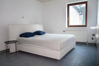 Zentrale Ferienwohnung mit kostenlosen Parkplätzen - Leoben - 0
