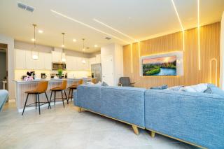 Top Elegance and Fun DLuxx Home Windsor Cay 16101 - Port Orange - 4