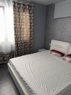 Luxe Apartment Gjiri Lalzit - Lalzit Bay - 4