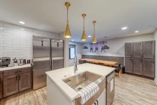 Great Value in A2 close to UofM Private Suite - Ann Arbor - 3