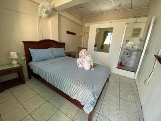 Hostal Elizabeth - Puerto Ayora - 0