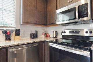Luxurious King 3BR Suite in North Raleigh! - Raleigh - 1