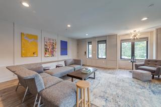 Spacious & Spotless Home in A2 Walk to Big House - Ann Arbor - 0