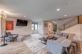 Spacious & Spotless Home in A2 Walk to Big House - Ann Arbor - 3