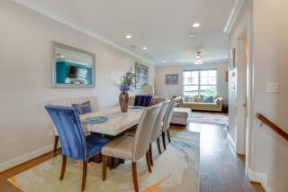 Walk to Ocean Group Getaway in Virginia Beach! - 3