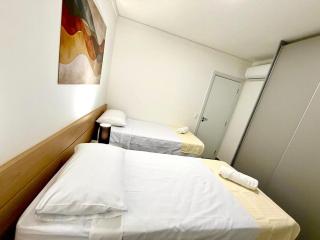 Central novo, andar alto-2quartos com Ar-Cond Q e F - Londrina - 2