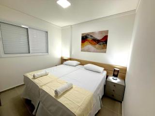 Central novo, andar alto-2quartos com Ar-Cond Q e F - Londrina - 1