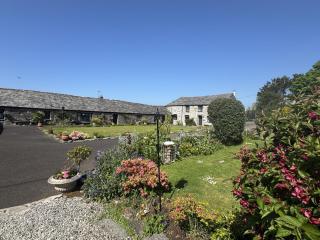 Courtyard Farm Cottages - Boscastle - 0