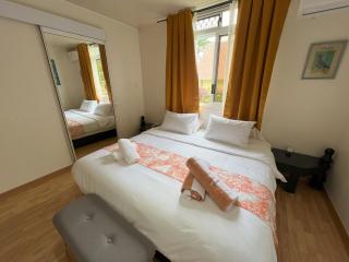 Torea Lodge Beachfront House - Papara - 8