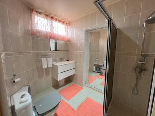 Torea Lodge Beachfront House - Papara - 7