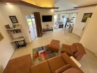 Torea Lodge Beachfront House - Papara - 4