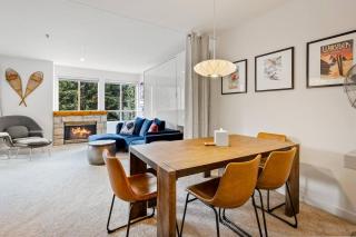 1BR Stylish Condo central Village Location with Private Balcony - Whistler - 6