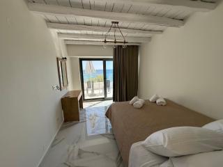Phoenix Coastal Heaven - Loutro - 6