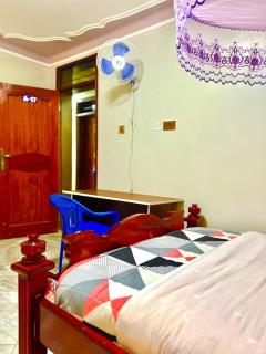 Kisembo hotel - Mubende - 5