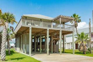 Spacious Sunny & Shipshape Welcome to Buccaneer's Landing - Red Fish Cove - 0