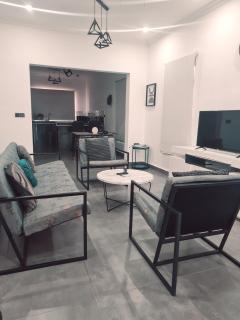 Budget-Friendly Adenta Duo - Adentan - 0