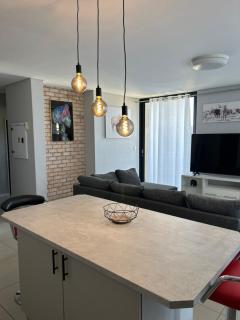 51 Lazarett Loft City Escape - Windhoek - 7
