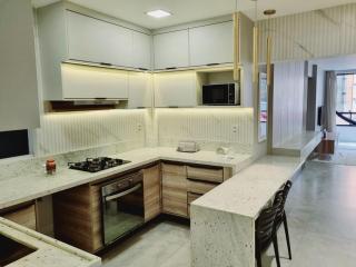 Apartamento de família Distante 150 metros do mar da Praia da Costa - 2