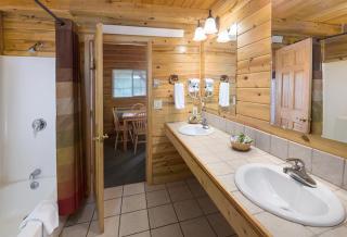 Rock Crest Lodge & Cabins - Custer - 9